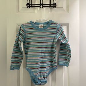 Hanna Andersson Long Sleeve Stripped Onesie Size 90